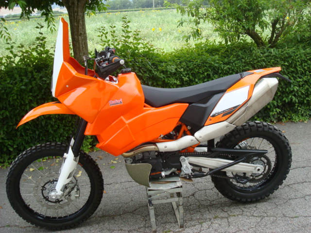 ktm%20690%20r%205.jpg